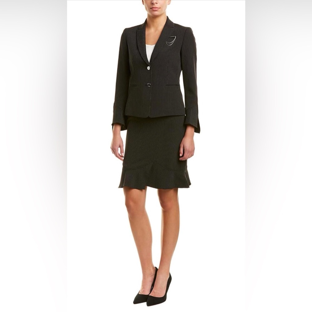 NEW Tahari ASL Black Pinstripe Blazer & Skirt Suit 6